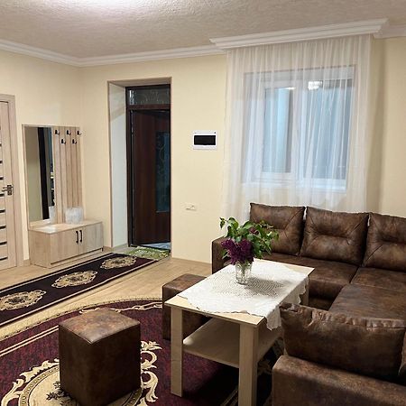 Inexpensive House Bed & Breakfast Vanadzor Ngoại thất bức ảnh