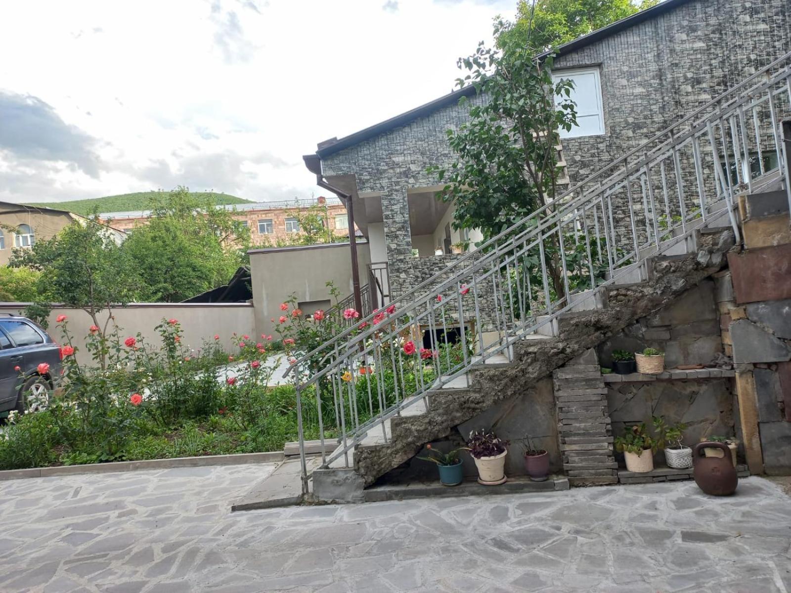 Inexpensive House Bed & Breakfast Vanadzor Ngoại thất bức ảnh